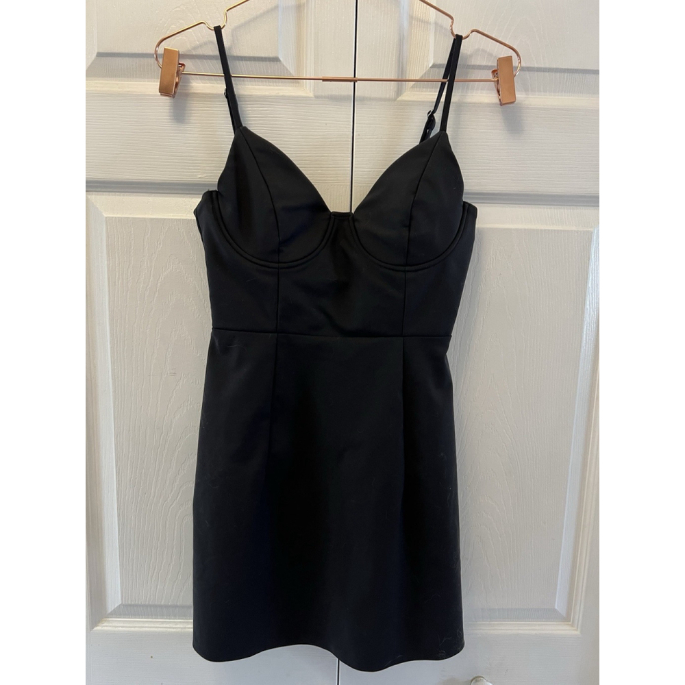 Princess Polly Black Novella Mini Dress Blogger Favorite Size 4 - Picture 3 of 7